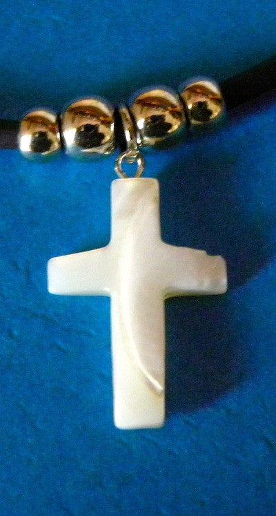 Mother of Pearl Neck Cross